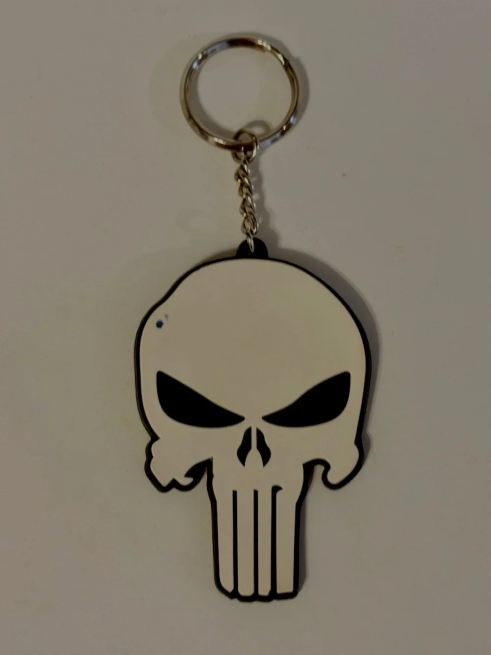Marvel Punisher Logo Retro Rubber Keychain 2006 Retired Vintage Y2K Lions Gate